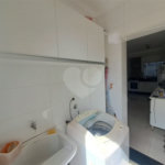 Linda Casa 3 dormitórios com piscina - R$ 950.000,00
