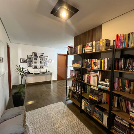 Casa à venda com 3 suítes em Jardim Shangri-lá, Itapetininga, SP