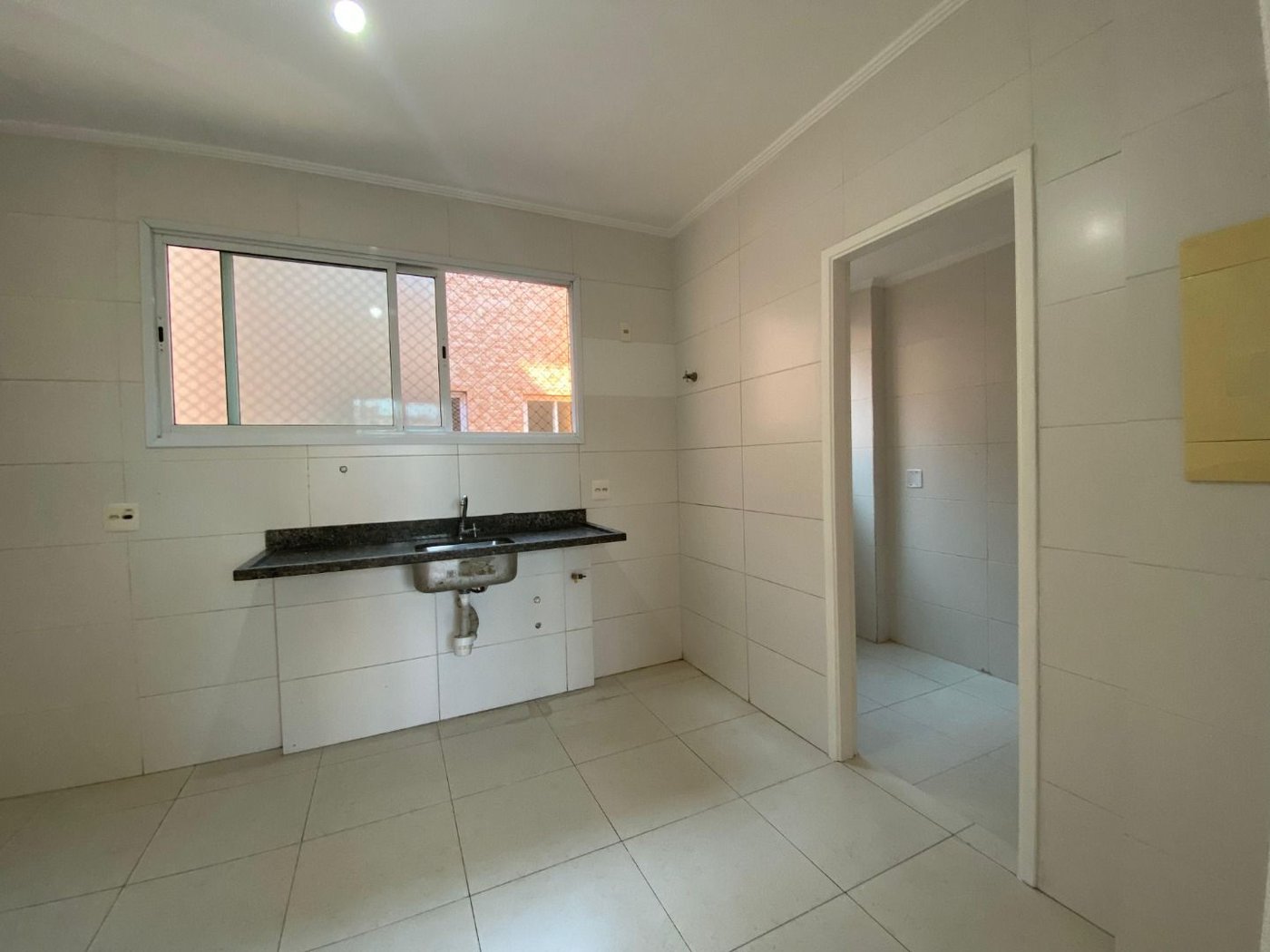 Casa com 2 dormitórios à venda, 106 m² por R$ 580.000,00 - Marapé - Santos/SP