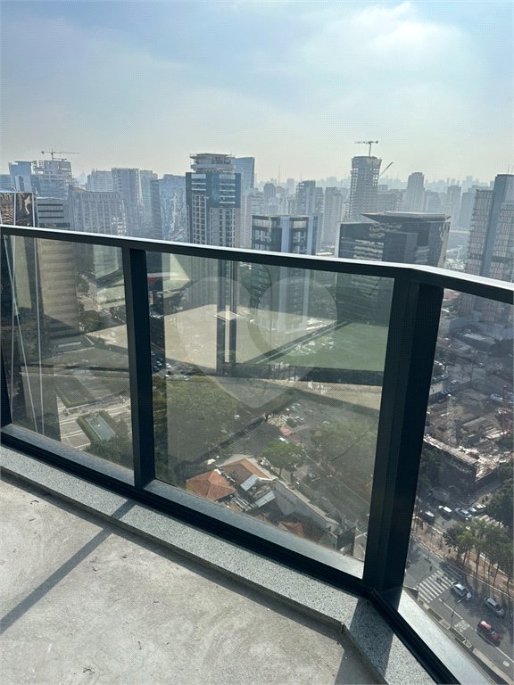 Apartamento à venda com 3 suítes em Vila Olímpia, São Paulo, SP