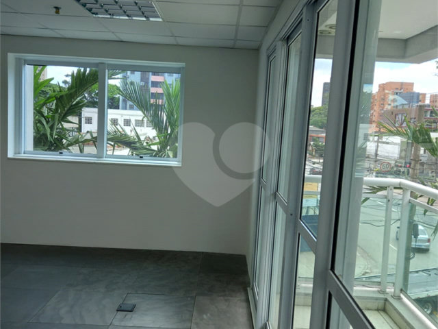 Sala à venda em Alto da Boa Vista, São Paulo, SP