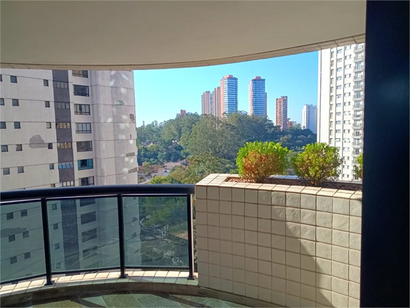 Apartamento à venda com 4 suítes em Paraíso do Morumbi, São Paulo, SP