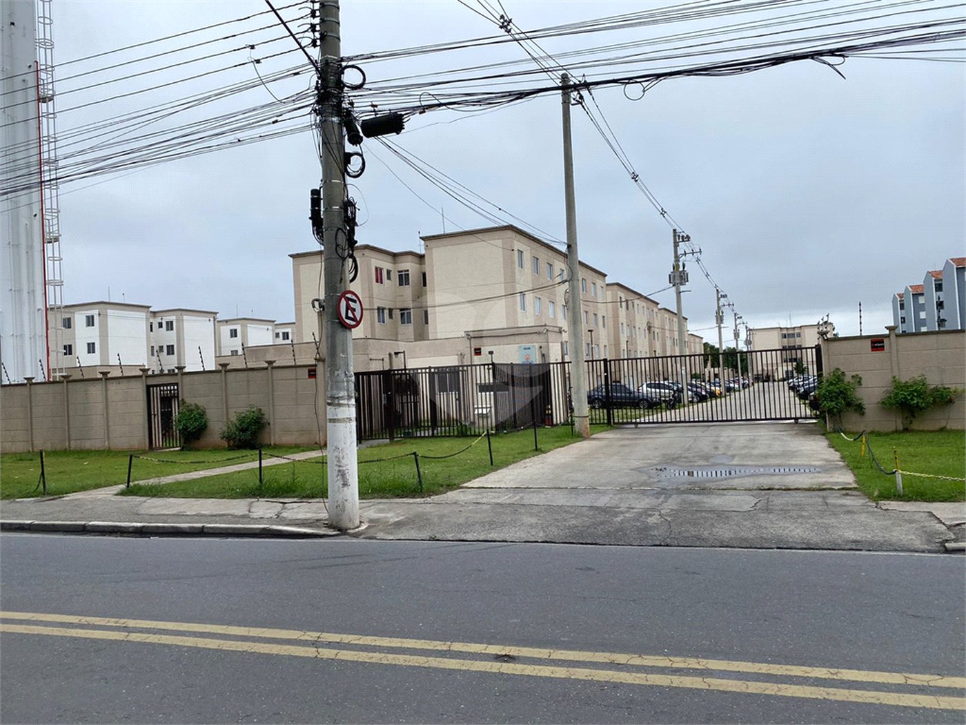 Apartamento à venda com 2 quartos em Parque Santa Rosa, Suzano, SP