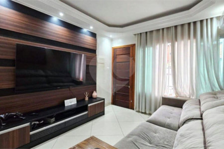 Sobrado à venda com 3 quartos, sendo 1 suíte, em Jardim Nordeste, São Paulo, SP