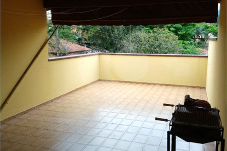 Casa à venda com 3 quartos, sendo 1 suíte, em Vila Irmãos Arnoni, São Paulo, SP