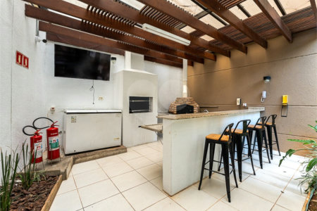 Apartamento à venda com 3 quartos, sendo 1 suíte,  em Vila Andrade, São Paulo, SP