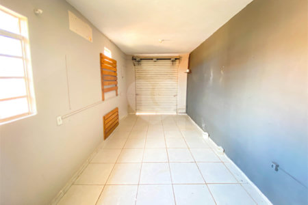 Casa à venda com 3 quartos em Vila Mazarino, Itapetininga, SP