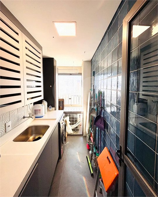 Apartamento à venda com 3 quartos, sendo 1 suíte, em Mirandópolis, São Paulo, SP