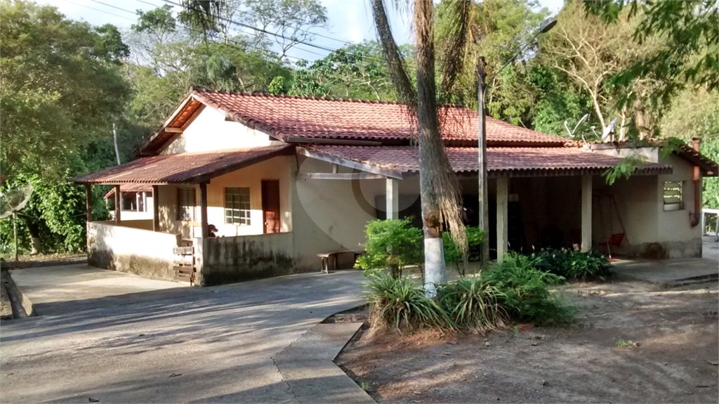 Sítio à venda com 2 quartos em Mogi das Cruzes, SP