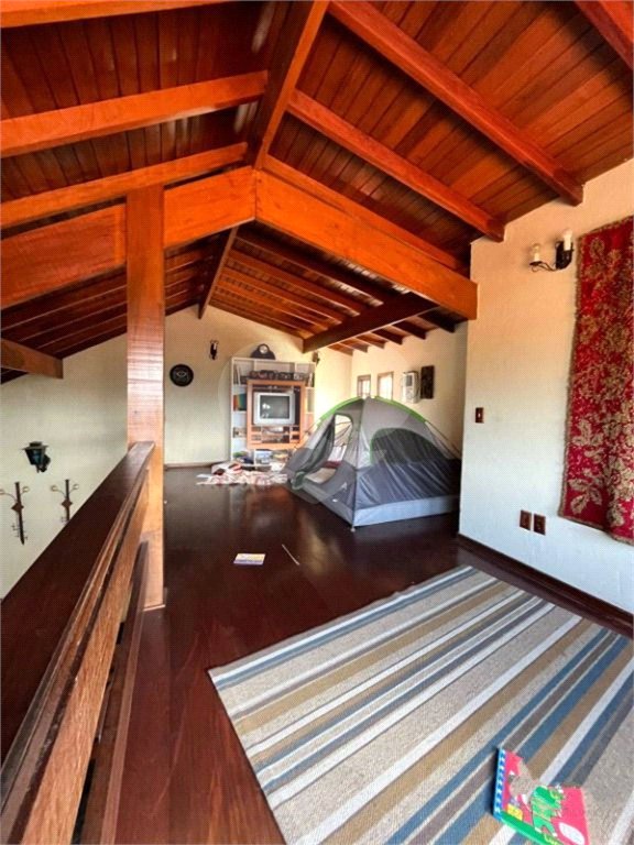 Casa à venda com 8 quartos, sendo 3 suítes, em Jardim Terceiro Centenário, Atibaia, SP