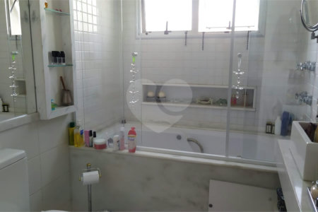 Apartamento à venda com 3 suítes em Jardim Londrina, São Paulo, SP