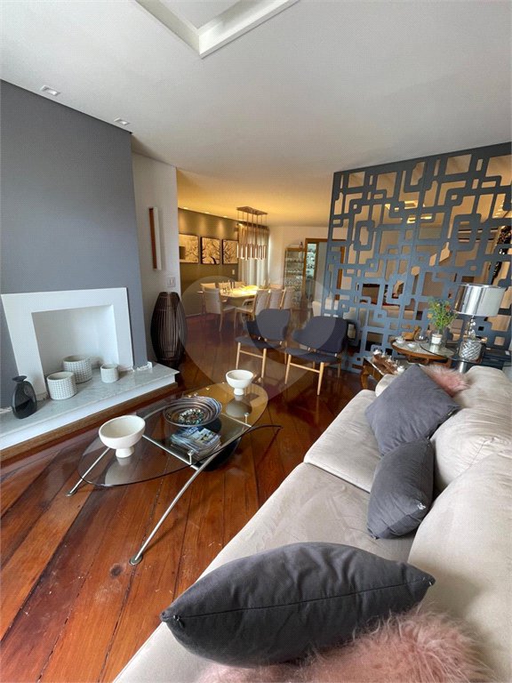 Apartamento à venda com 4 quartos, sendo 2 suítes, em Baeta Neves, São Bernardo do Campo, SP