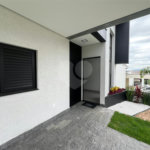 Casa à venda com 3 quartos, sendo 1 suíte, no condomínio Horto Florestal Villagio, Sorocaba - SP