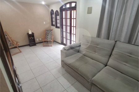 Casa à venda com 3 quartos, sendo 1 suíte, em Campo Grande, Rio de Janeiro, RJ