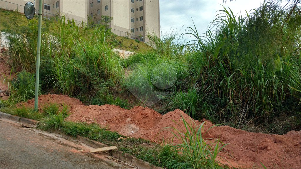 Terreno à venda em Horto, São Paulo, SP