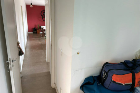 Apartamento à venda com 4 quartos, sendo 1 suíte,  em Jardim Armênia, Mogi das Cruzes, SP