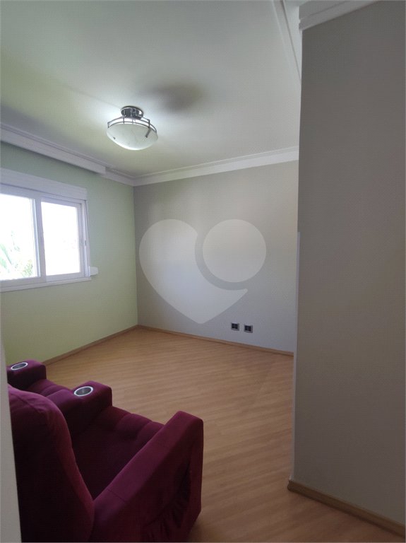 Casa à venda com 3 suítes no condomínio Residencial Suzano, Suzano - SP