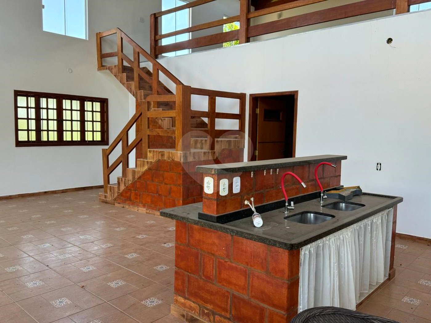 Sítio à venda com 3 quartos, sendo 1 suíte, em Jardim dos Laranjais, Indaiatuba, SP