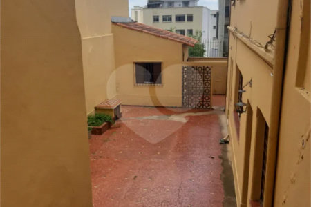 Sobrado à venda com 5 quartos em Santana, São Paulo, SP