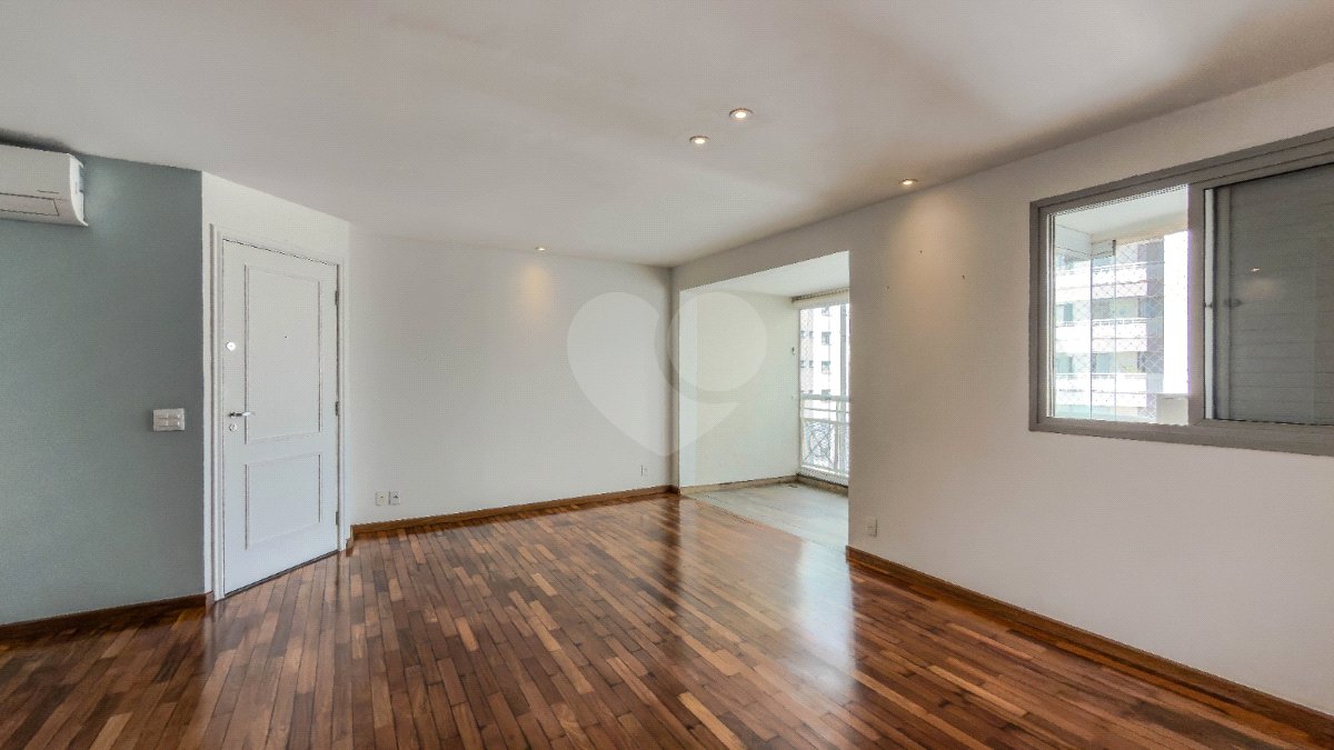 Apartamento à venda com 3 quartos, sendo 1 suíte, em Vila Leopoldina, São Paulo, SP
