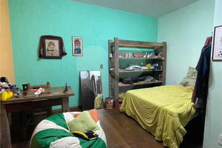 Sobrado à venda com 4 quartos, sendo 1 suíte,  em Vila Suissa, Mogi das Cruzes, SP