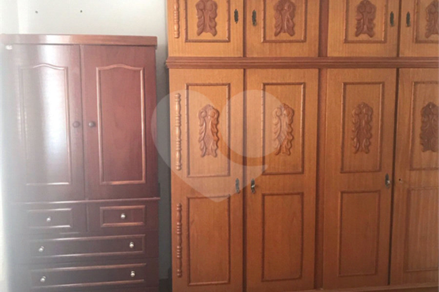 Sobrado à venda com 5 quartos, sendo 1 suíte, em Tremembé, São Paulo, SP