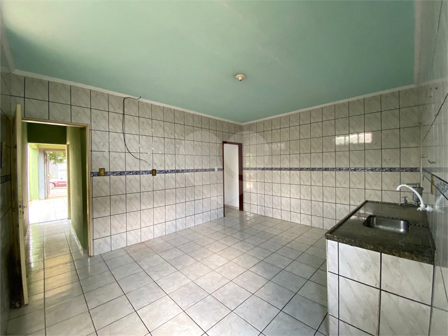 Casa à venda com 2 quartos em Loteamento Municipal São Carlos 3, São Carlos, SP
