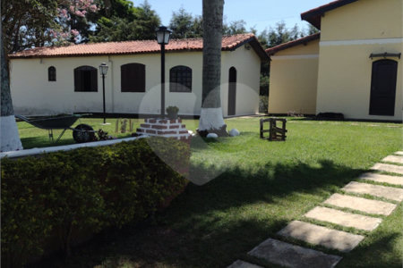 Sítio à venda com 4 quartos no Centro, Araçoiaba da Serra, SP
