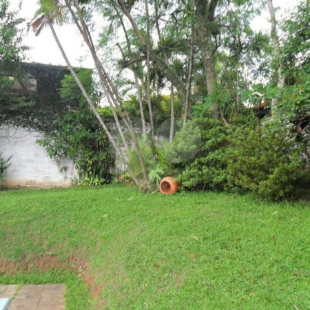 Sobrado à venda com 3 quartos, sendo 1 suíte,  em Vila São Francisco, São Paulo, SP