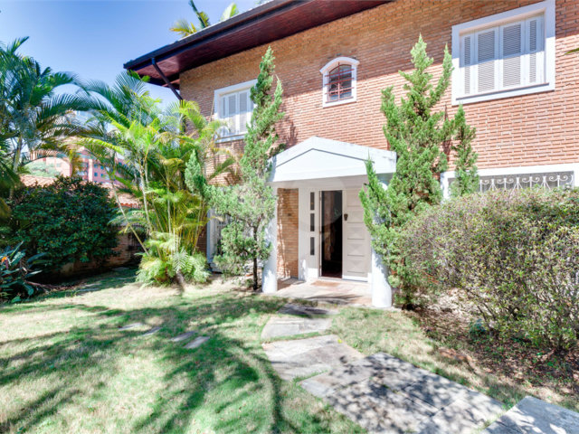 Casa à venda com 4 quartos, sendo 1 suíte,  em Jardim Marajoara, São Paulo, SP