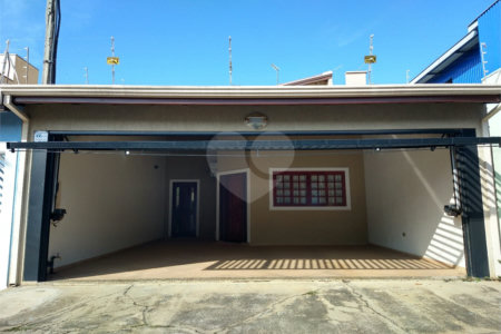 Sobrado à venda com 3 quartos, sendo 2 suítes, em Jardim Hubert, Indaiatuba, SP