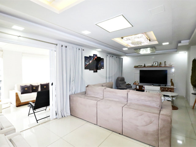 Apartamento à venda com 3 suítes em Santana, São Paulo, SP