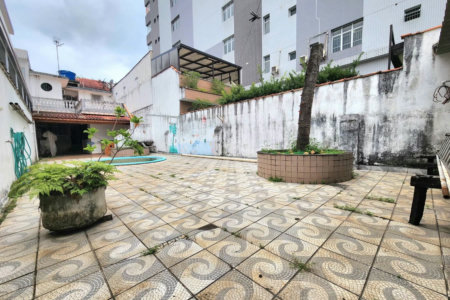 Casa com 3 dormitórios à venda, 198 m² por R$ 1.099.000,00 - Marapé - Santos/SP