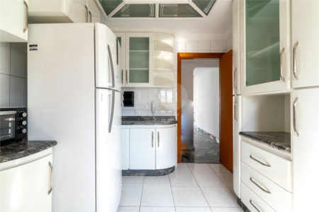 Apartamento à venda com 4 quartos, sendo 1 suíte, em Saúde, São Paulo, SP