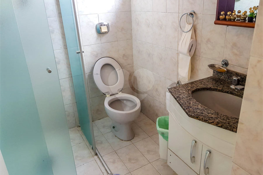 Sobrado à venda com 4 suítes em Santana, São Paulo, SP
