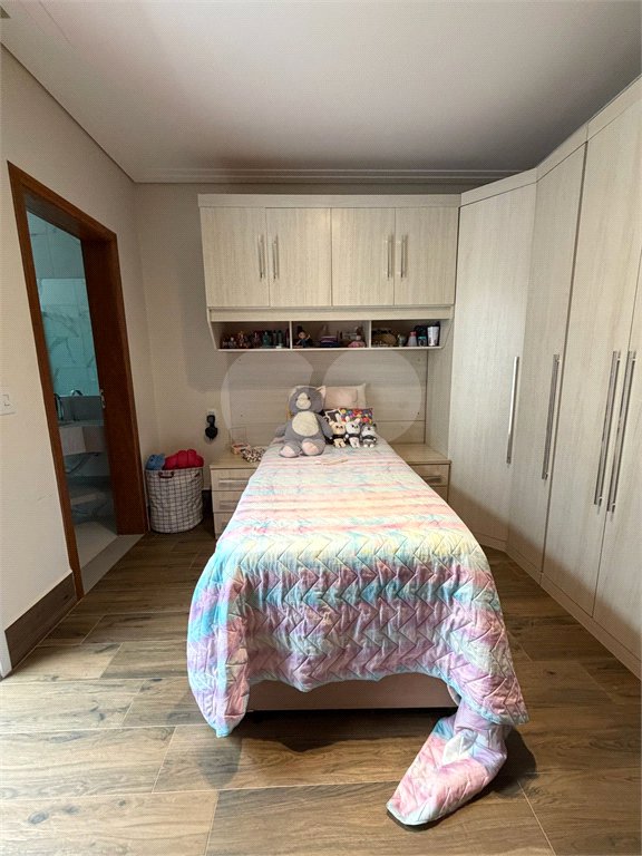 Casa à venda com 3 suítes em Vila Comercial, São Paulo, SP