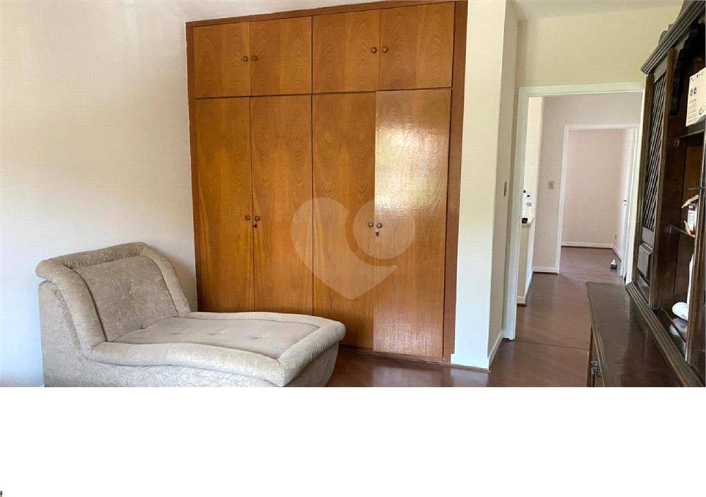 Sobrado à venda com 4 quartos, sendo 1 suíte, em Parque Jabaquara, São Paulo, SP