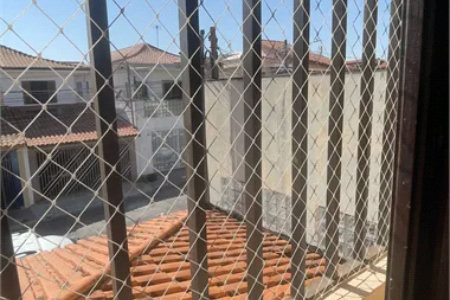 Sobrado à venda com 4 quartos, sendo 1 suíte, em Jardim Ester Yolanda, São Paulo, SP