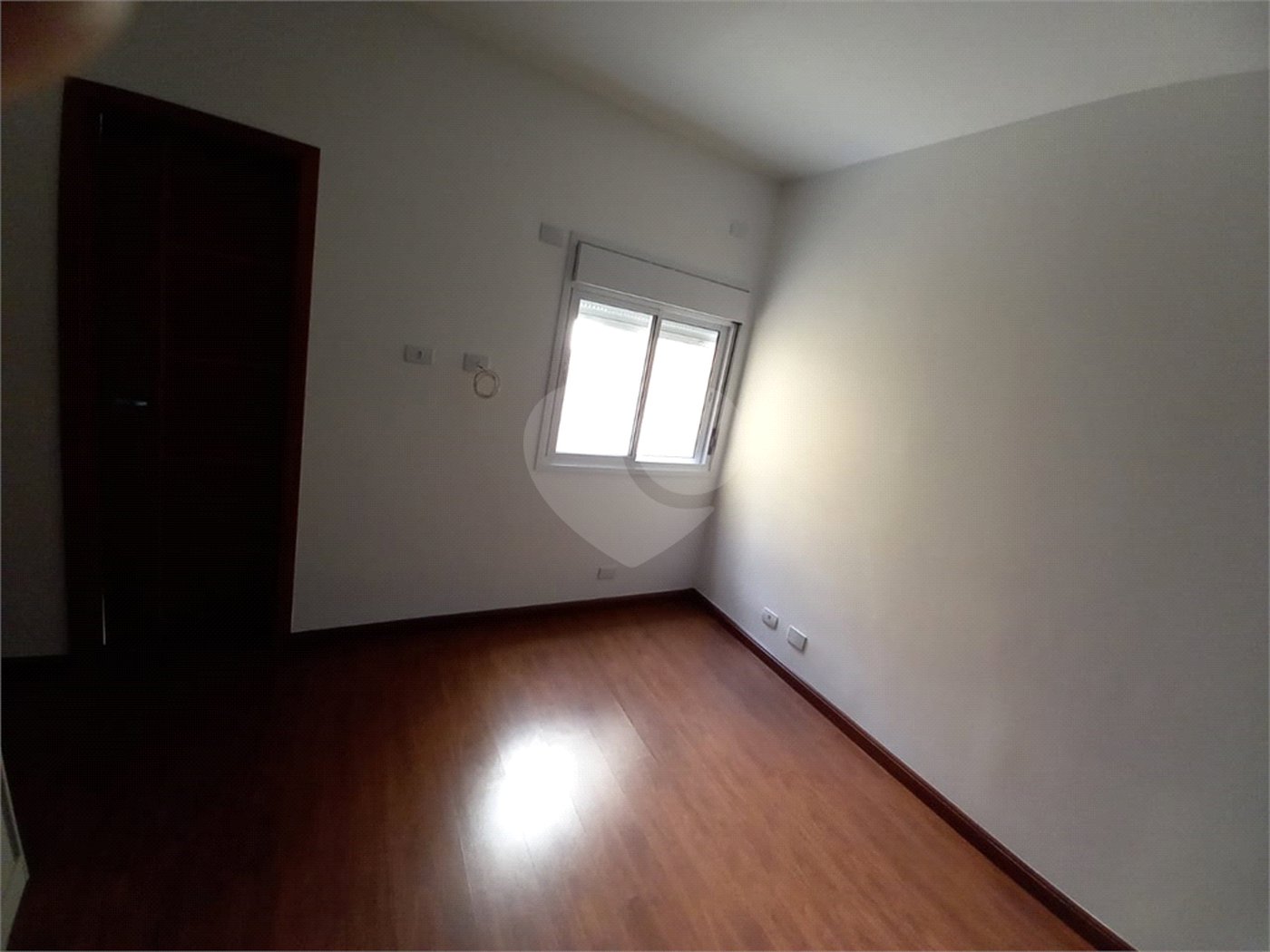 Casa para alugar com 4 suítes no condomínio Milenium, São Paulo - SP