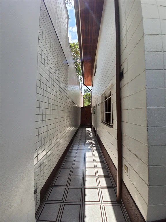 Sobrado à venda com 3 quartos, sendo 1 suíte,  em Jardim Rizzo, São Paulo, SP