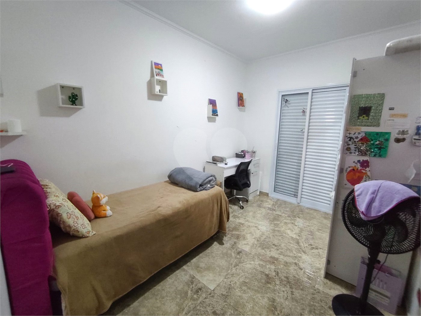 Casa à venda com 3 quartos, sendo 1 suíte,  em Residencial Colinas, Mogi das Cruzes, SP