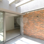 Apartamento à venda com 2 suítes em Moema, São Paulo, SP