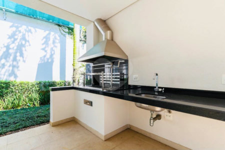 Casa à venda com 4 suítes no condomínio Vila Alba, São Paulo - SP