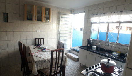 Sobrado à venda com 4 quartos em Parada Inglesa, São Paulo, SP
