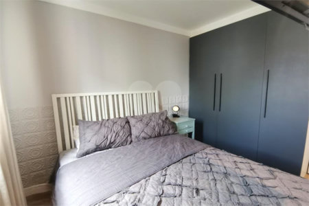Apartamento à venda com 2 quartos em Parque Reboucas, São Paulo, SP