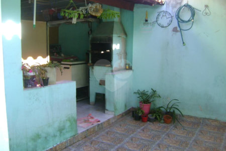 Casa à venda com 4 quartos em Jardim Pinheiros, São Paulo, SP