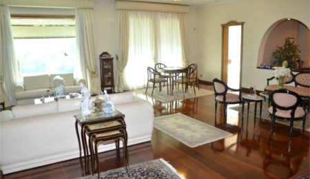 Casa à venda com 8 quartos, sendo 5 suítes,  em Serra da Cantareira, Mairiporã, SP