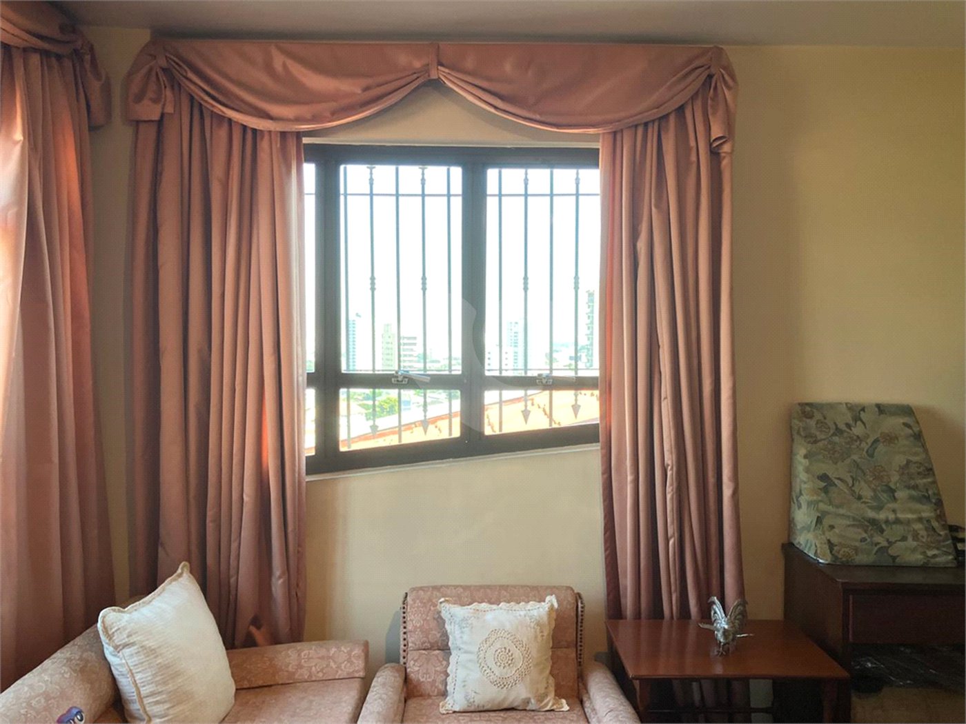 Casa à venda com 5 quartos, sendo 2 suítes,  em Vila Maria Alta, São Paulo, SP