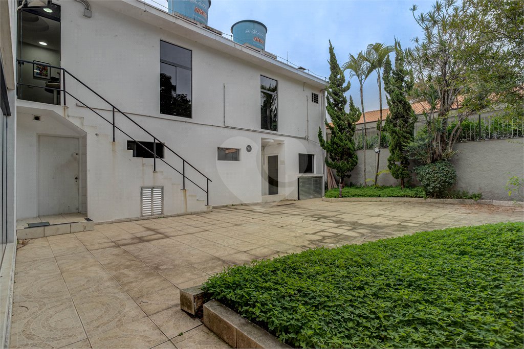 Sobrado à venda ou para alugar com 1 quarto em Chácara Santo Antônio (zona Sul), São Paulo, SP