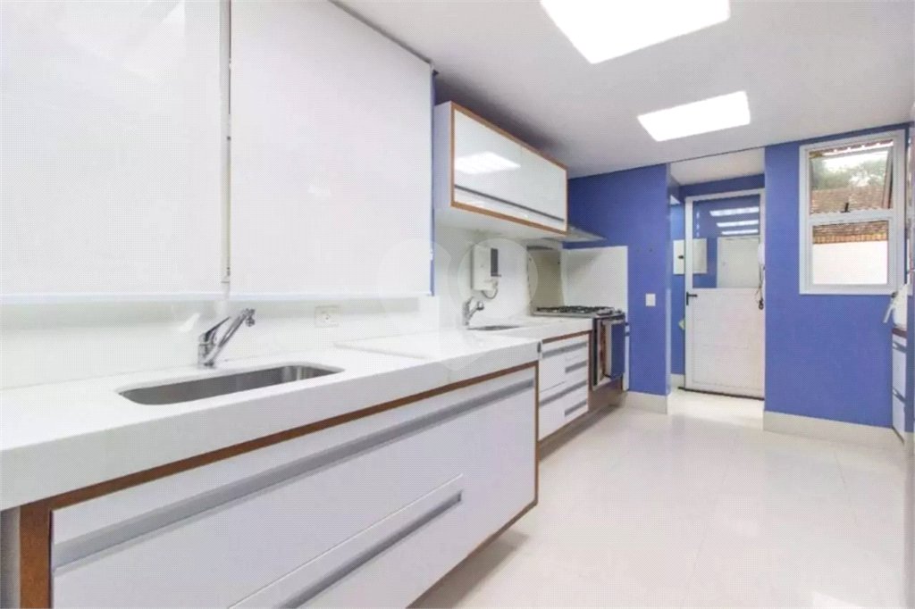 Casa à venda ou para alugar com 4 suítes no condomínio Araucárias, São Paulo - SP